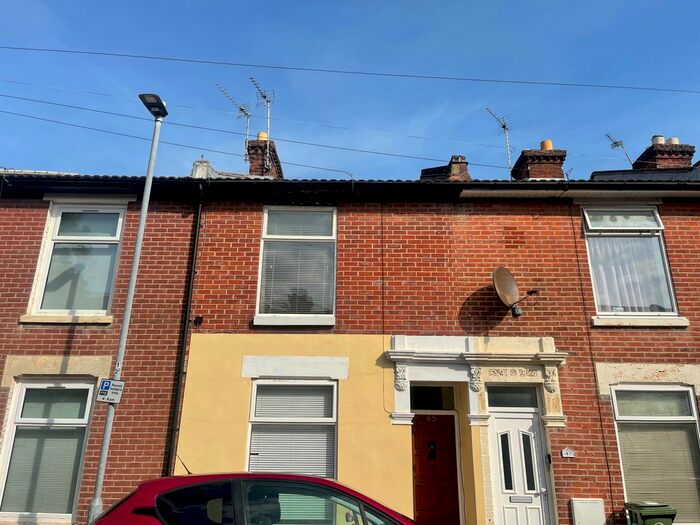 5 Bedroom Terraced House To Rent In Telephone Road, Southsea, PO4