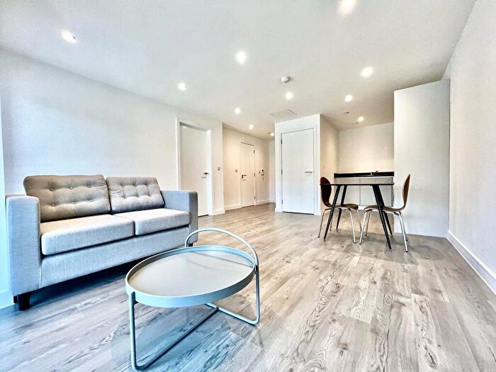 1 Bedroom Apartment To Rent In Alexandra Park, Willow Road, Leeds, LS4