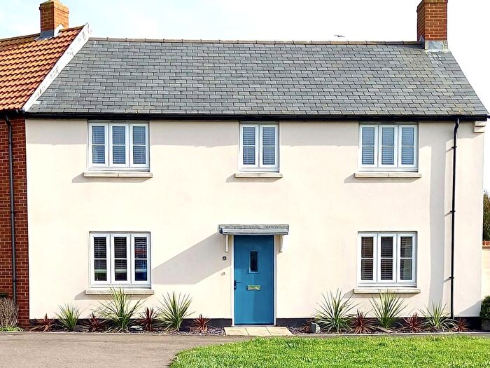 3 Bedroom Semi-Detached House To Rent In Everdene Drive, Chickerell, Weymouth, DT3