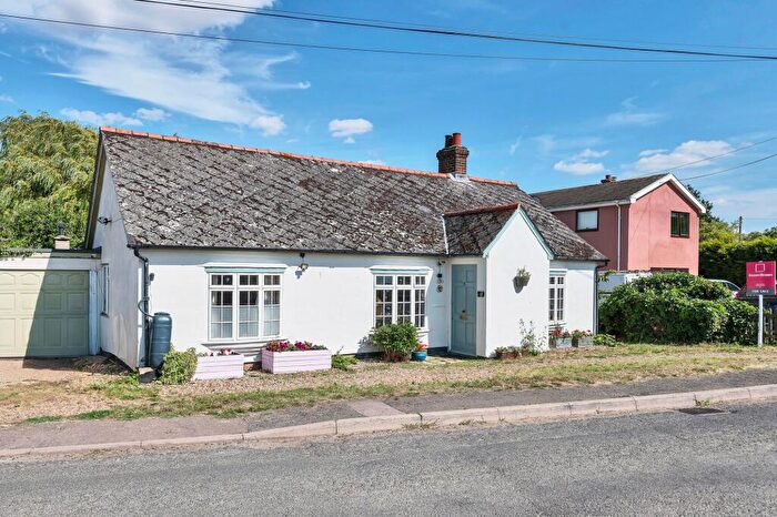 3 Bedroom Detached Bungalow For Sale In Ashwell Road, Guilden Morden, SG8