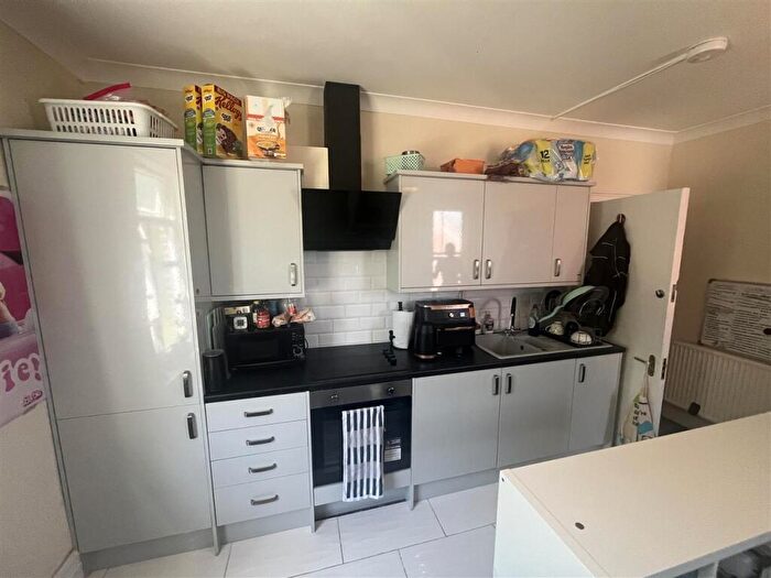 1 Bedroom Apartment To Rent In Lawn Road, Southampton, SO17