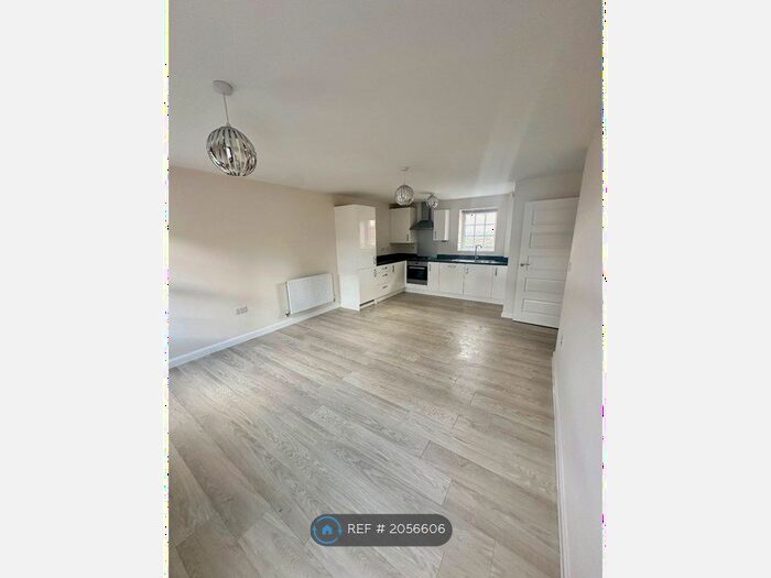 2 Bedroom Flat To Rent In Middleton House, Nuneaton, CV10