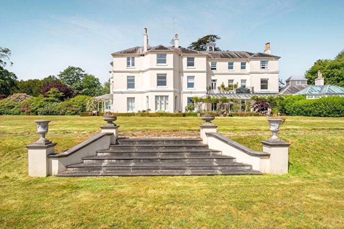 2 Bedroom Flat For Sale In Kings Ride House, Ascot, SL5