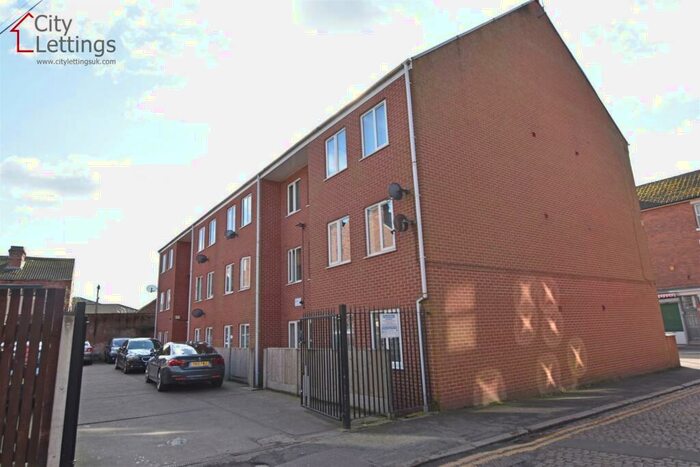 4 Bedroom Flat To Rent In Radford Road, NG7