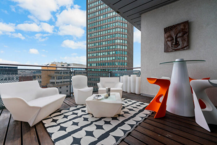 2 Bedroom Penthouse To Rent In Park View, Greyfriars Road, Cardiff, CF10