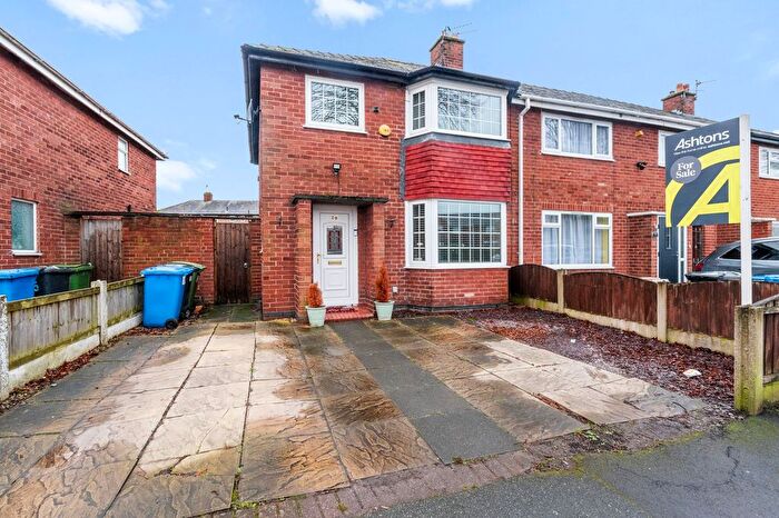 3 Bedroom Terraced House For Sale In Poplars Avenue, Warrington, WA2