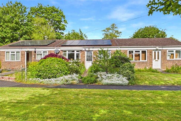 2 Bedroom Bungalow For Sale In Manor Close, Wellow, Bath, Somerset, BA2