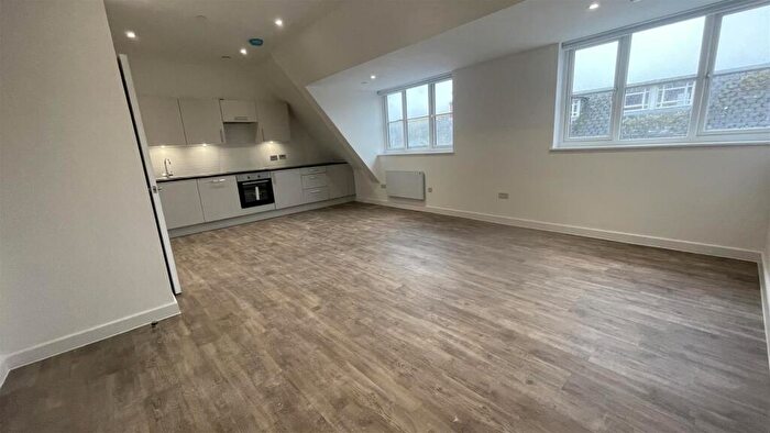 1 Bedroom Apartment To Rent In Cambridge House, Camberley, GU15