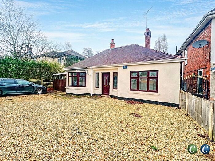 3 Bedroom Detached Bungalow To Rent In Hednesford Road, Rugeley, WS15