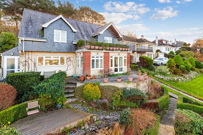 4 Bedroom Property For Sale In Stoke Road, Noss Mayo, PL8