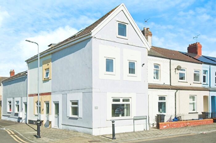 2 Bedroom End Of Terrace House For Sale In Somerset Street, Cardiff, CF11