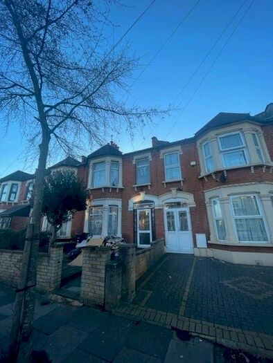 4 Bedroom Terraced House To Rent In Elmstead Road, Ilford, IG3