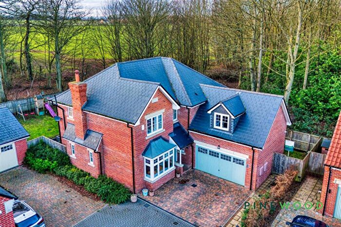 5 Bedroom Detached House For Sale In Century Way, Clowne, S43