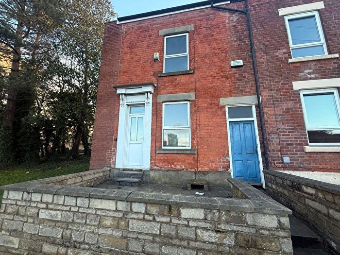 3 Bedroom Property To Rent In Woodhead Road, Sheffield, S2
