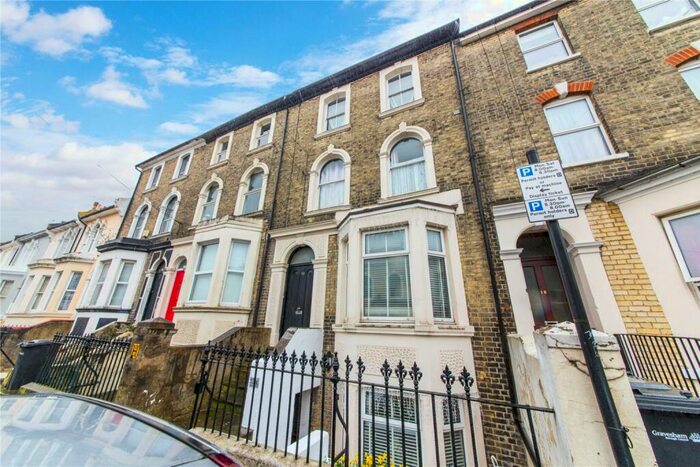 2 Bedroom Apartment To Rent In Cobham Street, Gravesend, DA11