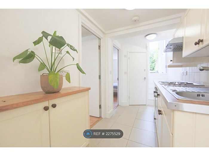 1 Bedroom Flat To Rent In Arlington Road, London, NW1