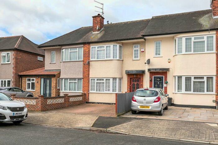 3 Bedroom Semi-Detached House To Rent In Hatherleigh Road, Ruislip Manor, Ruislip, HA4