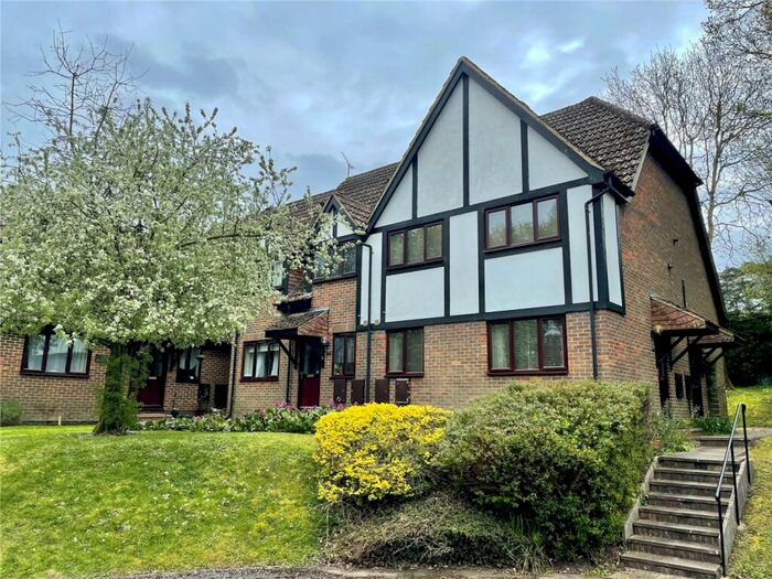 2 Bedroom Maisonette To Rent In Broad Ha'penny, Wrecclesham, Farnham, Surrey, GU10