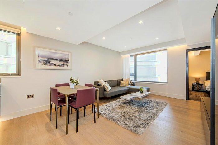 1 Bedroom Flat To Rent In Tower Two, The Corniche, Albert Embankment, London, SE1