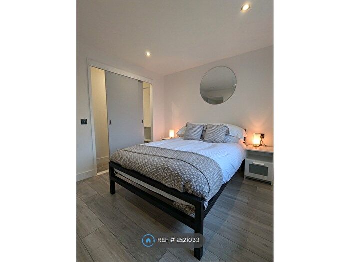 1 Bedroom Flat To Rent In Castletown Grange, Newcastle-Under-Lyme, ST5