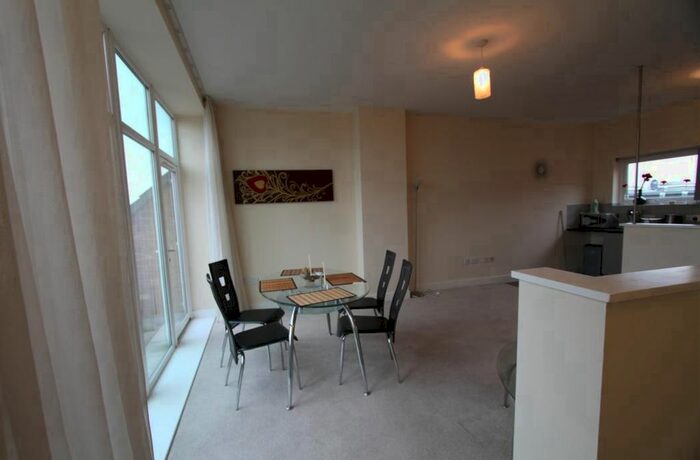 2 Bedroom Flat To Rent In One Gallery Square, Walsall, WS2