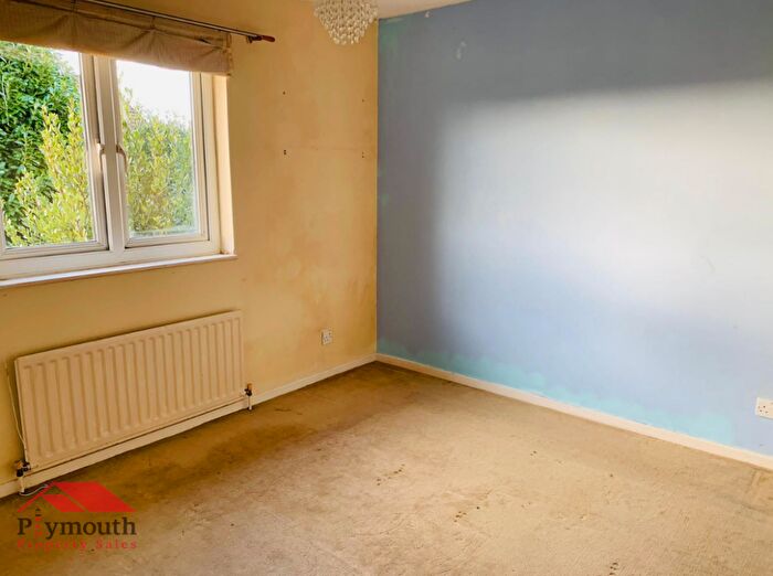 3 Bedroom End Of Terrace House For Sale In Long Terrace Close, Plymouth, PL7