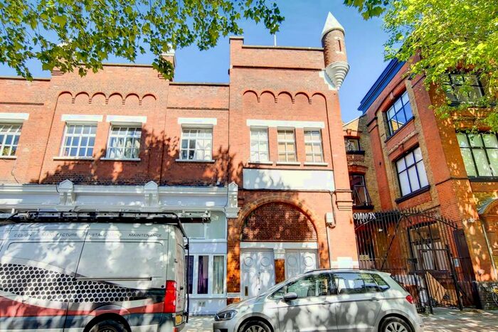 2 Bedroom Flat To Rent In Ronalds Road, Islington, London, N5