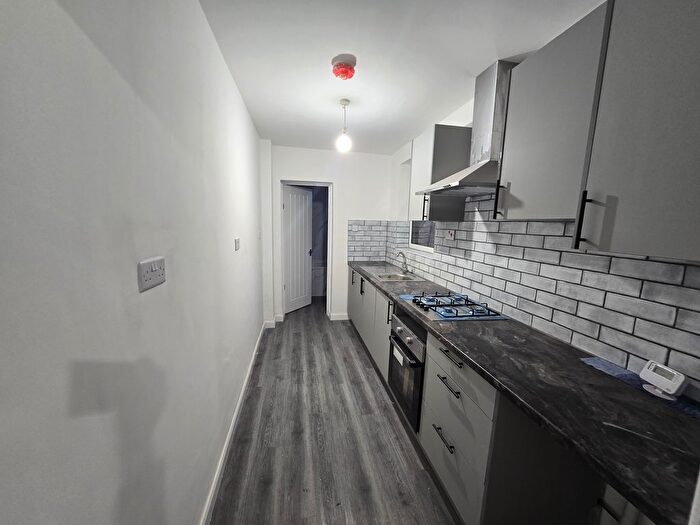 3 Bedroom Terraced House To Rent In Western Road, Leicester, LE3