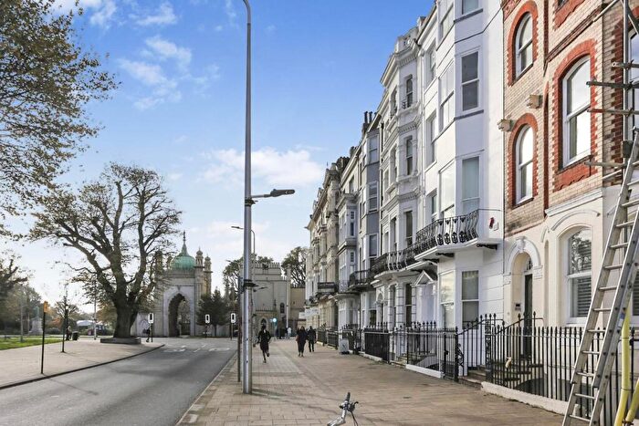 1 Bedroom Flat To Rent In Marlborough Place, Brighton, BN1