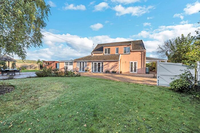4 Bedroom Detached House For Sale In The Street, Fersfield, Diss, IP22