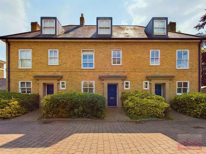 3 Bedroom House To Rent In King Henry Mews, Harrow On The Hill, HA2