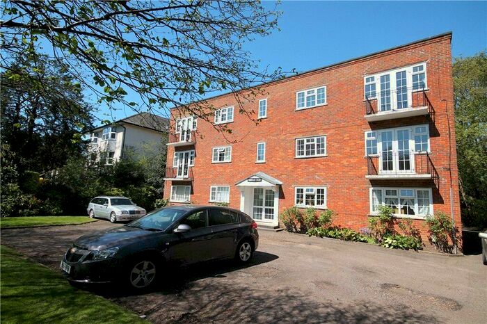 2 Bedroom Flat To Rent In Ebbisham Court, Dorking Road, Epsom, Surrey, KT18