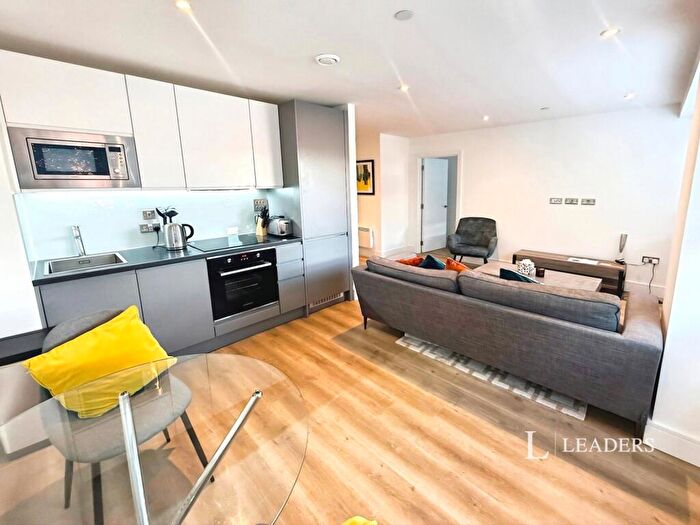 1 Bedroom Flat To Rent In Wood Street, East Grinstead, West Sussex, RH19