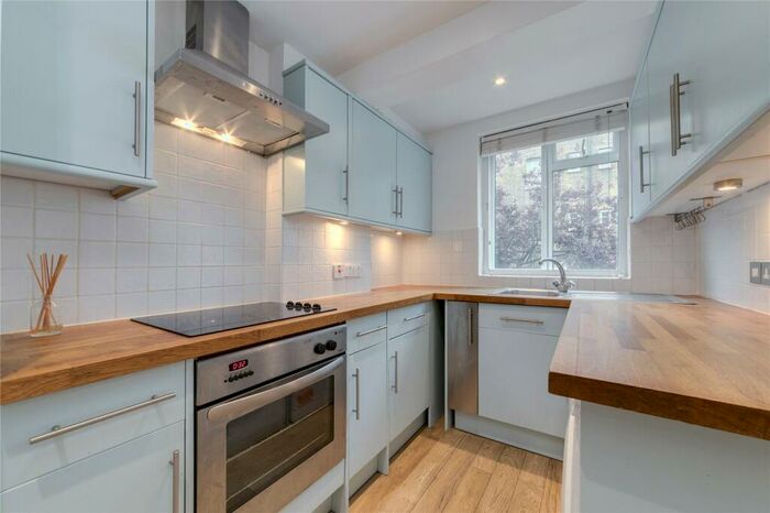 2 Bedroom Flat To Rent In Wynyatt House, - Wynyatt Street, EC1V