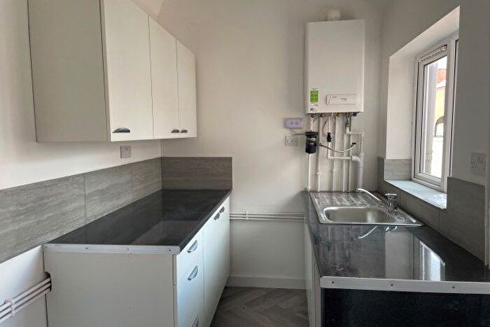 2 Bedroom Property To Rent In Howard Road, Mansfield, NG19