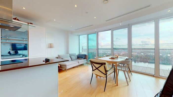 1 Bedroom Apartment To Rent In Arena Tower, Canary Wharf, E14