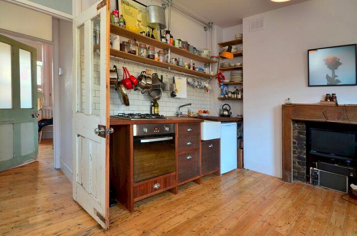 1 Bedroom Flat To Rent In Leroy Street, Bermondsey, London, SE1