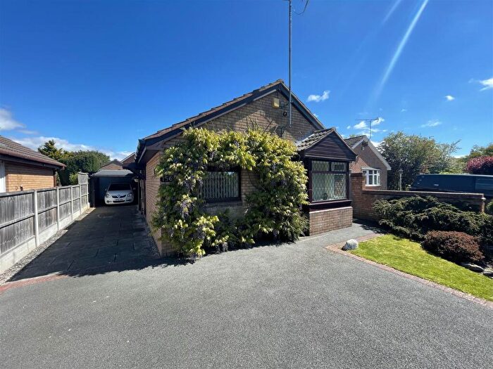 3 Bedroom Detached Bungalow For Sale In Heathbank Avenue, Wirral, CH61