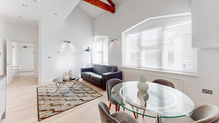 1 Bedroom Penthouse To Rent In Anglers Lane, NW5