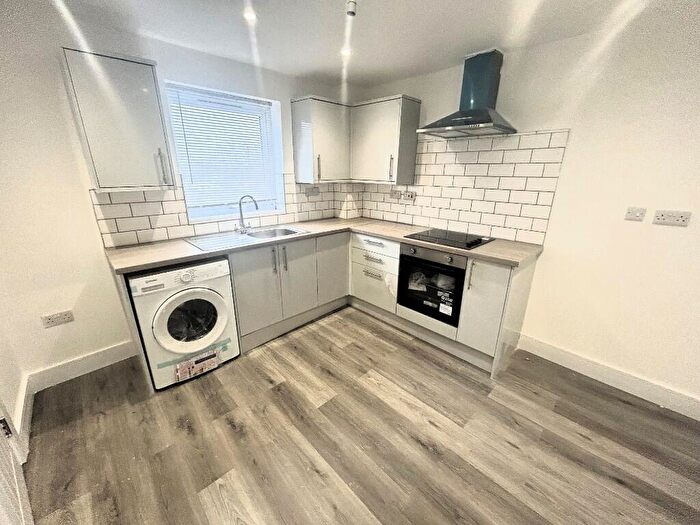 3 Bedroom Flat To Rent In Ty Cefn Road, Cardiff(City), CF5