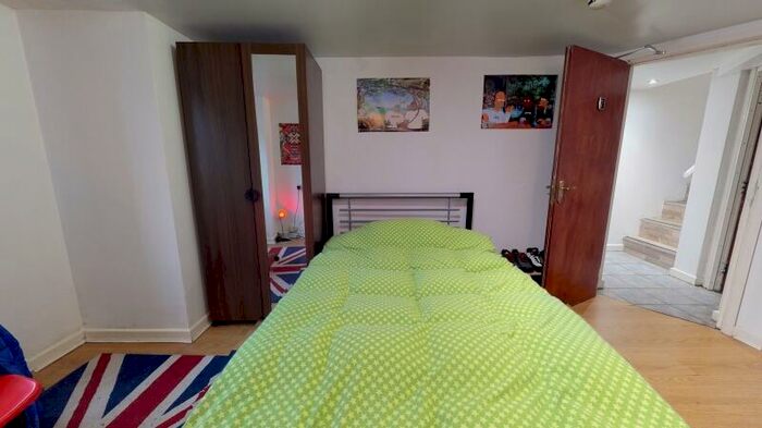 7 Bedroom Terraced House To Rent In Richmond Avenue, Hyde Park, Leeds, LS6