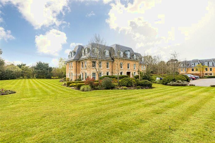 1 Bedroom Flat To Rent In Oak House, Holmesdale Road, Teddington, TW11