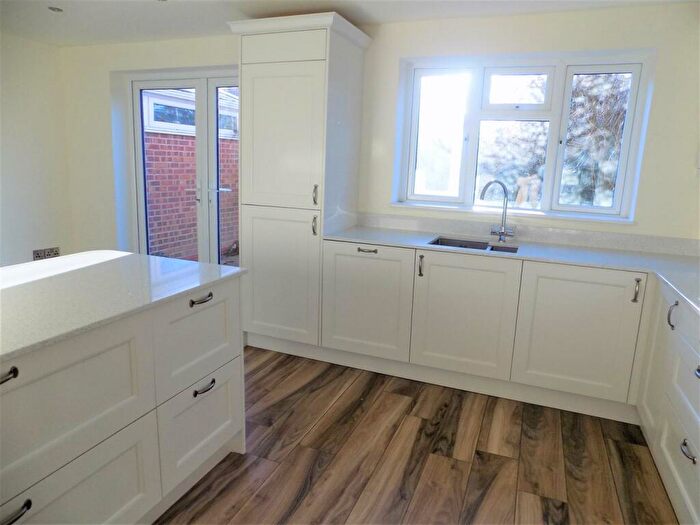3 Bedroom End Of Terrace House For Sale In Croft Rise, East Bridgford, NG13