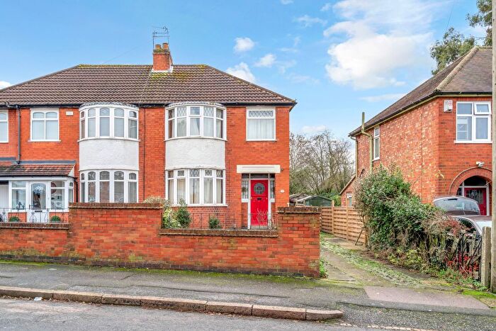 3 Bedroom Semi Detached House For Sale In Leicester, LE5