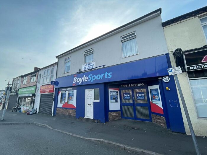 1 Bedroom Flat To Rent In - Oldbury Road, Rowley Regis, West Midlands, B65