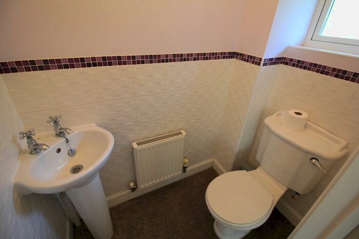 3 Bedroom Detached House To Rent In Barnham Close, Norwich, NR5