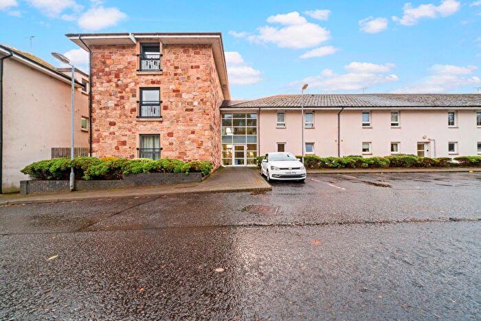 2 Bedroom Flat For Sale In Flat /, Littlemill Place, Bowling, Glasg, G60