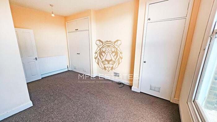 1 Bedroom Flat To Rent In High Street, London, SE25