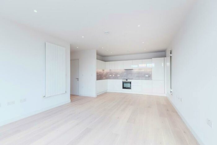 2 Bedroom Apartment To Rent In Royal Crest Avenue, London, E16