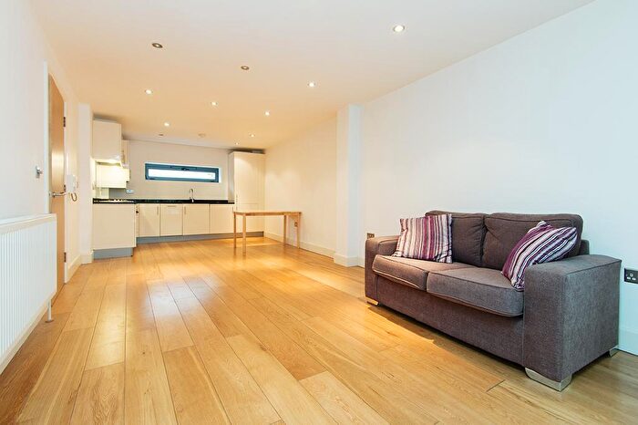 1 Bedroom Apartment To Rent In Bastwick Street, London, EC1V